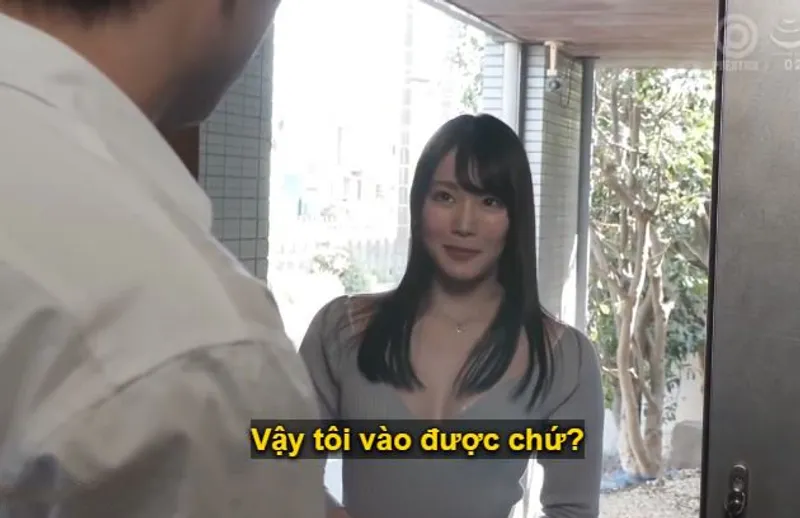 Anh chàng giàu sang sát vách bị cô em hàng xóm xinh tươi, mới cưới chồng dọn về, chủ động ve vãn mời gọi quan hệ.