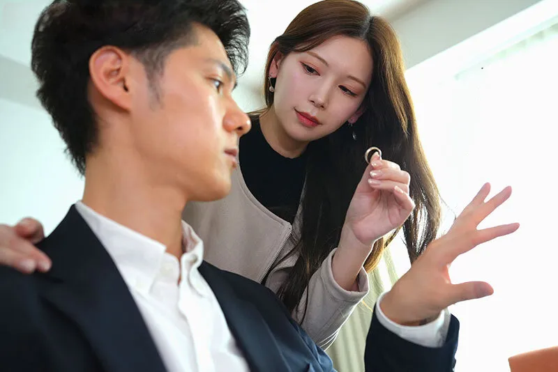 Cô vợ đi đi chơi, ông chồng ở nhà bị nhỏ em vợ yêu gạ nện không trượt phát nào